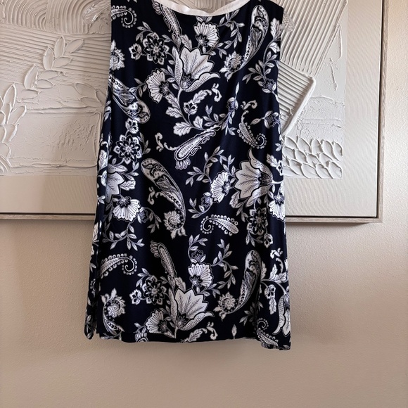 Liz Claiborne NWT Women's SZ L Navy Blue w/ White Floral Paisley Tank Top - Picture 11 of 13